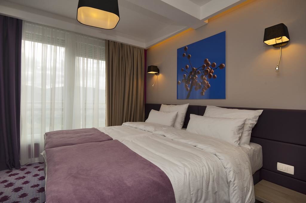 Double room by Hotel Eden